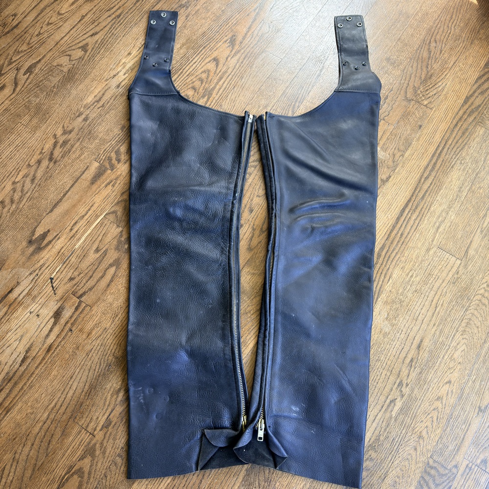 HARLEY DAVIDSON VINTAGE WOMENS MOTORCYCLE CHAPS (thick)